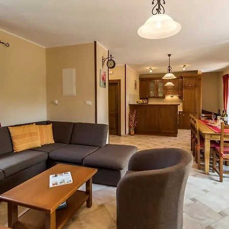 Villa Catarina With Beautiful And Spacious Garden And Pool Kringa
